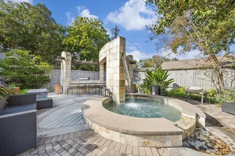 10102 Knoboak Drive Houston TX 77080