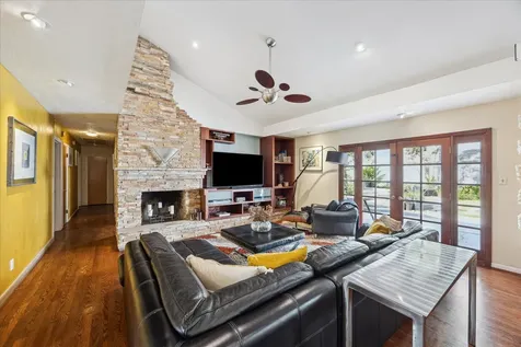 10102 Knoboak Drive Houston TX 77080