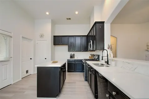 17603 Memorial Falls Tomball TX 77375