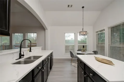17603 Memorial Falls Tomball TX 77375