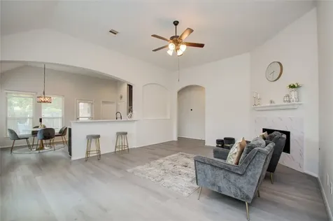 17603 Memorial Falls Tomball TX 77375