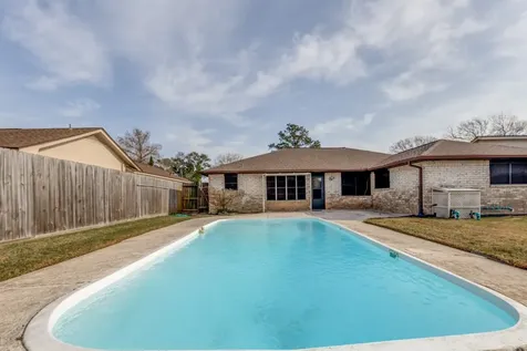 16210 Tibet Road Friendswood TX 77546