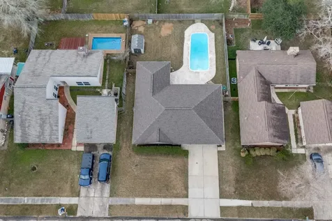 16210 Tibet Road Friendswood TX 77546