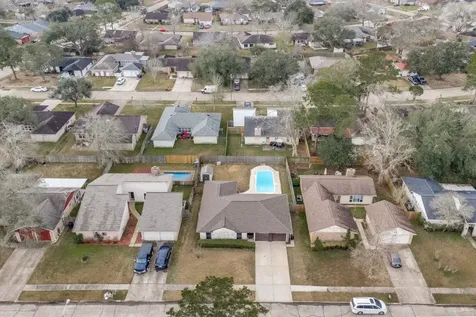 16210 Tibet Road Friendswood TX 77546