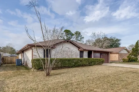 16210 Tibet Road Friendswood TX 77546