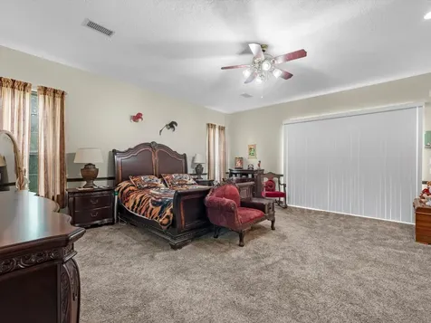 530 Chisolm Trail Wallis TX 77485