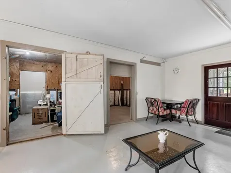 530 Chisolm Trail Wallis TX 77485