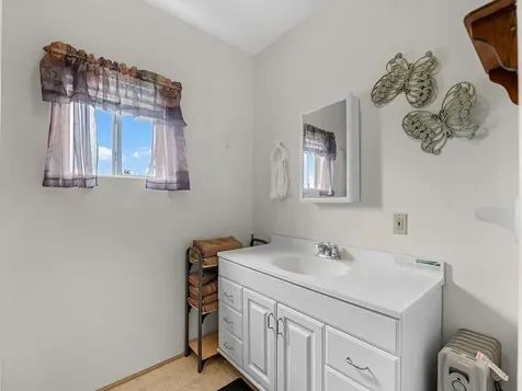 530 Chisolm Trail Wallis TX 77485