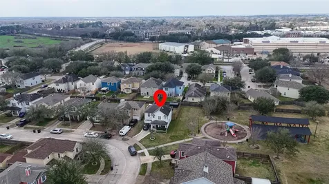 9902 Victoria Point Lane Houston TX 77075