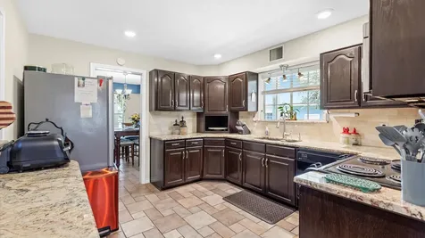 689 Abels Way Canyon Lake TX 78133