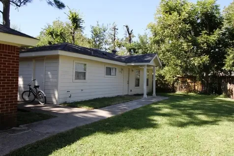 7333 Cayton Street Houston TX 77061