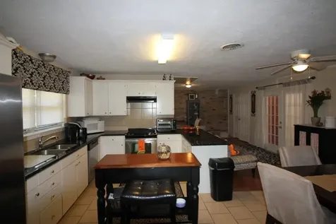 7333 Cayton Street Houston TX 77061