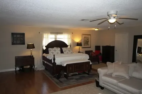 7333 Cayton Street Houston TX 77061