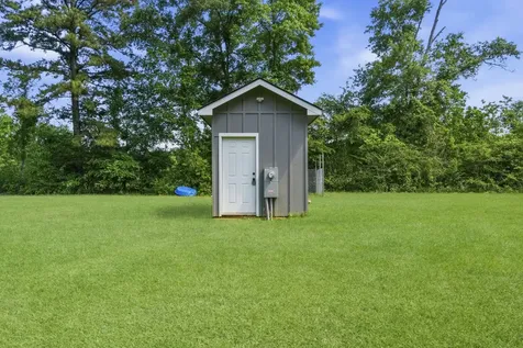 124 Old Highway 146 Livingston TX 77351