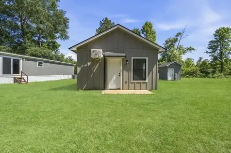 124 Old Highway 146 Livingston TX 77351