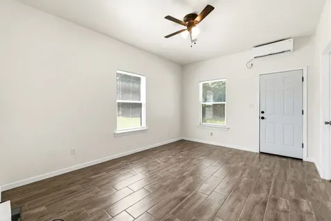 124 Old Highway 146 Livingston TX 77351