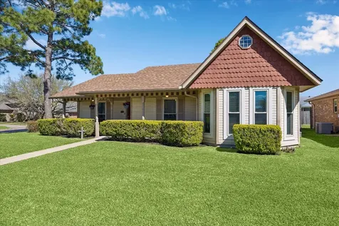 214 Tudor Court Deer Park TX 77536