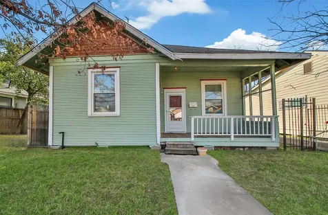 207 Northwood Street Houston TX 77009