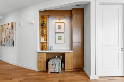 2207 Bancroft Street 1104 Houston TX 77027
