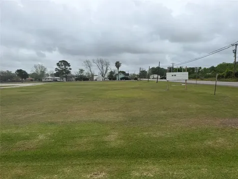 Lot 11-14 3rd Street Midfield TX 77458