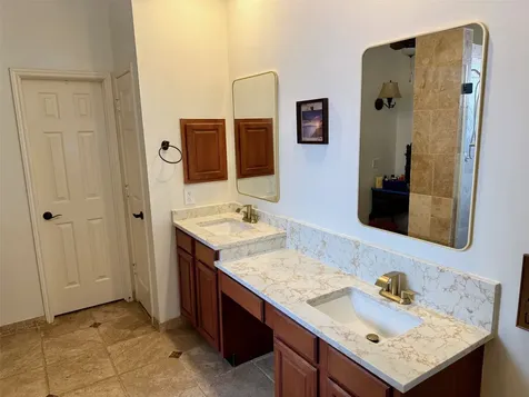 2922 Travick Lane Houston TX 77073
