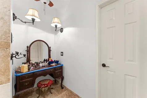 2922 Travick Lane Houston TX 77073