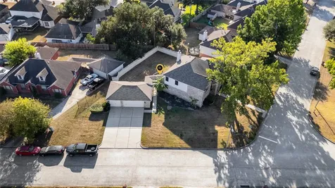 2922 Travick Lane Houston TX 77073