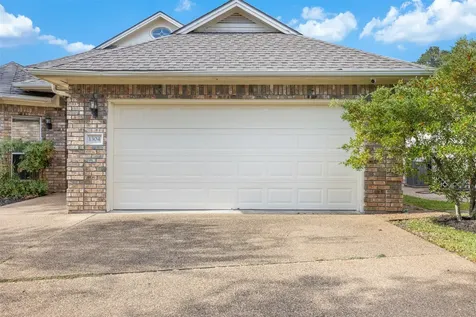 1304 Wilshire Court College Station TX 77845