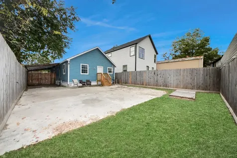 7711 Avenue L Houston TX 77012