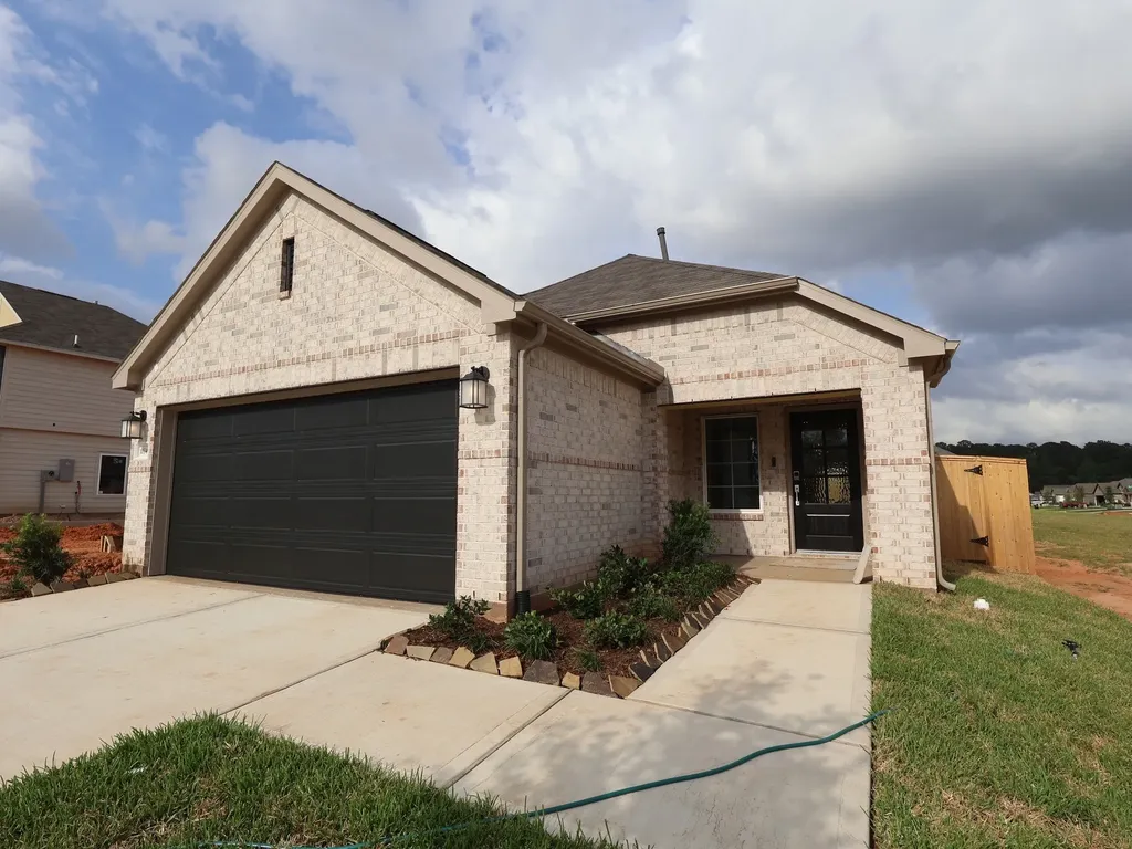 10349 Navarro Path Montgomery TX 77316
