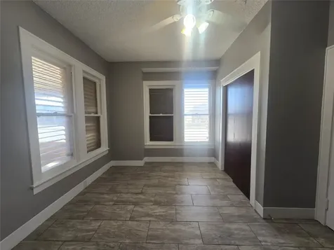 3828 Avenue S 1/2 Galveston TX 77550