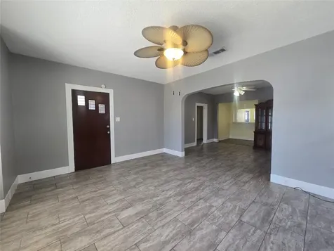 3828 Avenue S 1/2 Galveston TX 77550