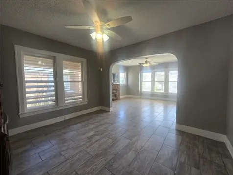 3828 Avenue S 1/2 Galveston TX 77550
