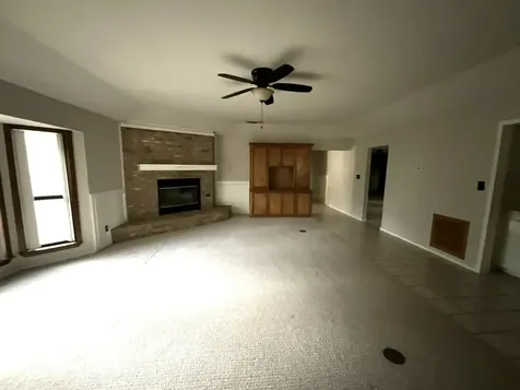 406 Hidden Creek Circle Sealy TX 77474