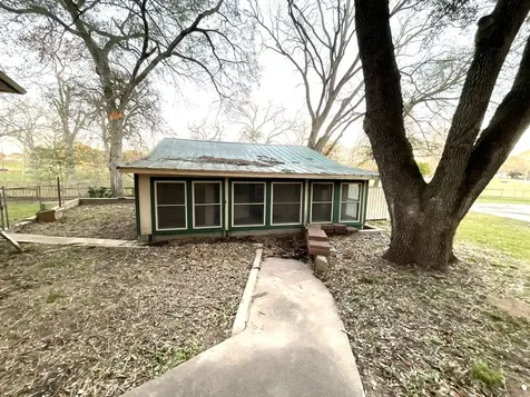 406 Hidden Creek Circle Sealy TX 77474