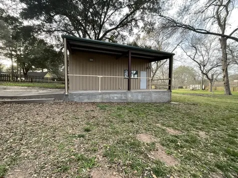 406 Hidden Creek Circle Sealy TX 77474