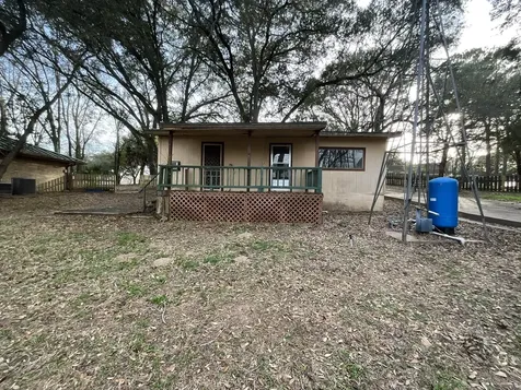 406 Hidden Creek Circle Sealy TX 77474