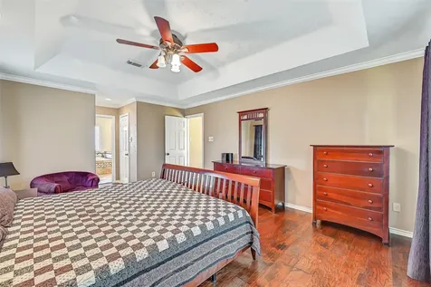 101 Oak Drive Friendswood TX 77546