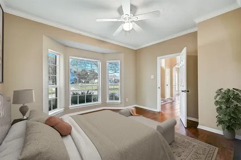 101 Oak Drive Friendswood TX 77546
