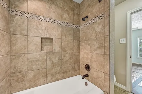 101 Oak Drive Friendswood TX 77546