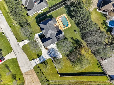 101 Oak Drive Friendswood TX 77546