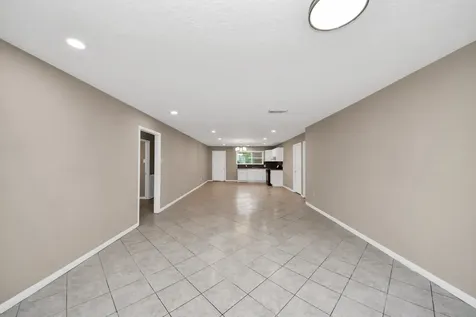 11607 Neff Street Houston TX 77072
