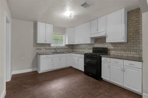 8925 Nyssa Street Houston TX 77078