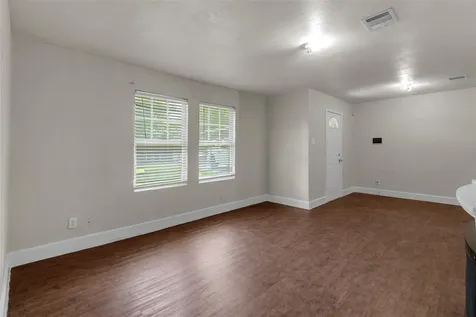 8925 Nyssa Street Houston TX 77078