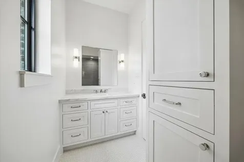 1328 Mickey Way Spring Valley Village TX 77055