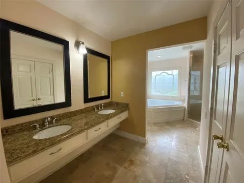 911 Hawthorne Road Clear Lake Shores TX 77565