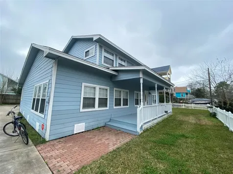 911 Hawthorne Road Clear Lake Shores TX 77565