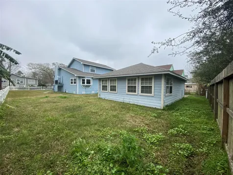 911 Hawthorne Road Clear Lake Shores TX 77565