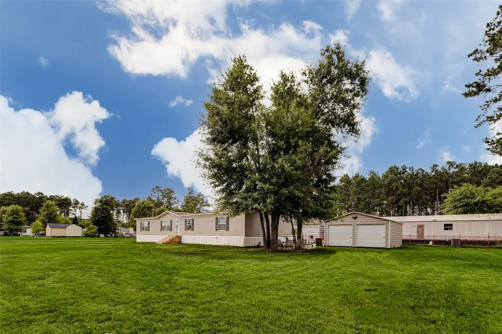 22 Road 5012 Cleveland TX 77327