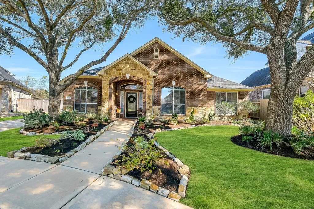 13111 Cane Lake Court Sugar Land TX 77498